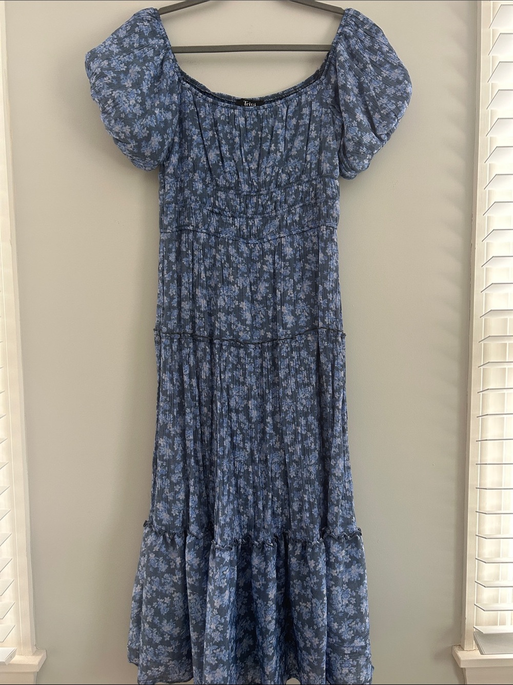 Trixxi Blue Floral Puff-Sleeve Tiered Sundress